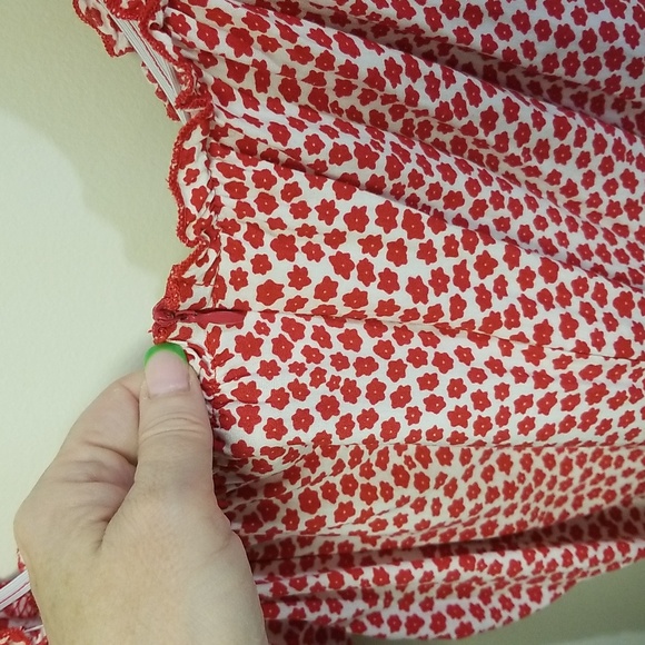 Ditzy Floral Girly Dress - Picture 8 of 9